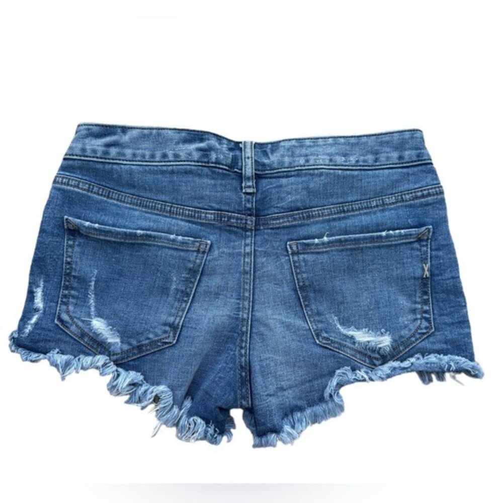 Express Shortie Relaxed Low Rise Distressed Denim Shorts Size 0 - Picture 2 of 5